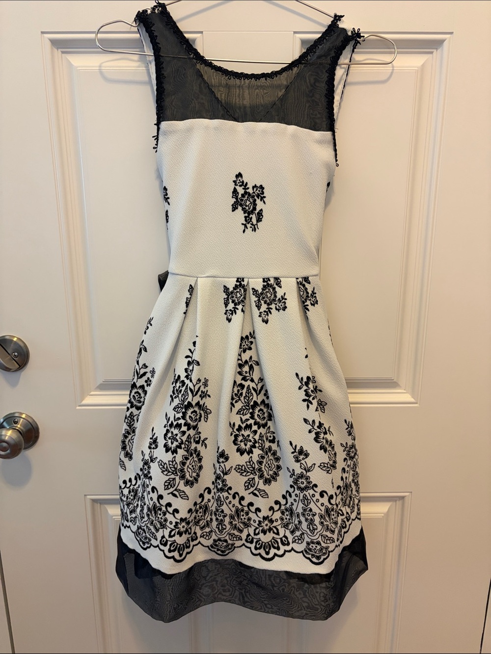 Rare Editions Black and White Floral Fit & Flare Dress